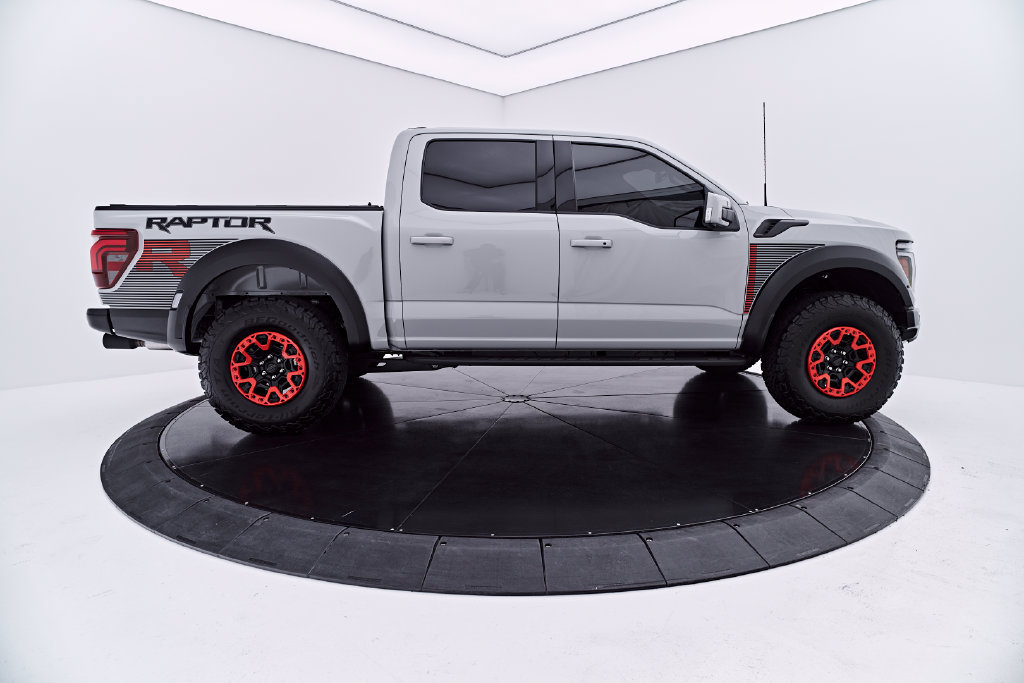 Used 2026 Ford F150 Raptor w/ Equipment Group 803A Raptor R AWD/4WD image 21