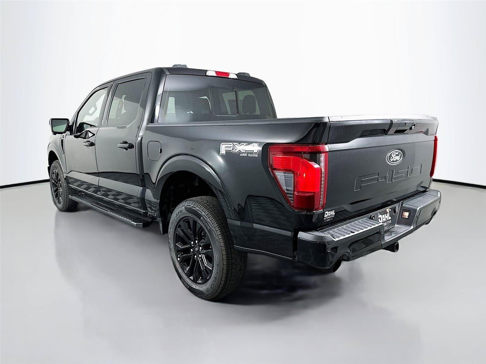 New 2026 Ford F150 XLT w/ Equipment Group 302A MID AWD/4WD image 10