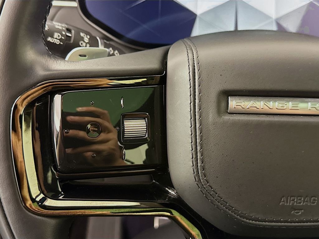 Used 2023 Land Rover Range Rover Sport SE Dynamic image 11