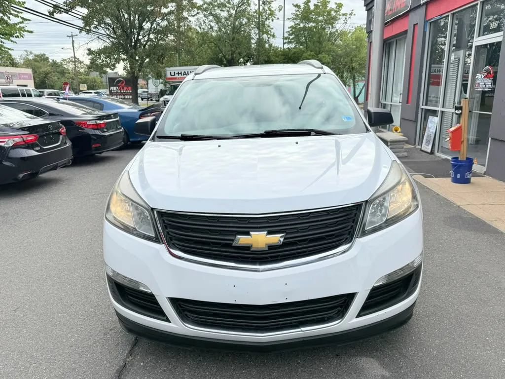 Used 2017 Chevrolet Traverse LS AWD/4WD image 6