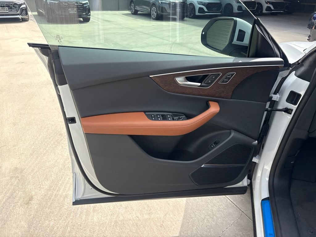 New 2026 Audi Q8 Prestige AWD/4WD image 10
