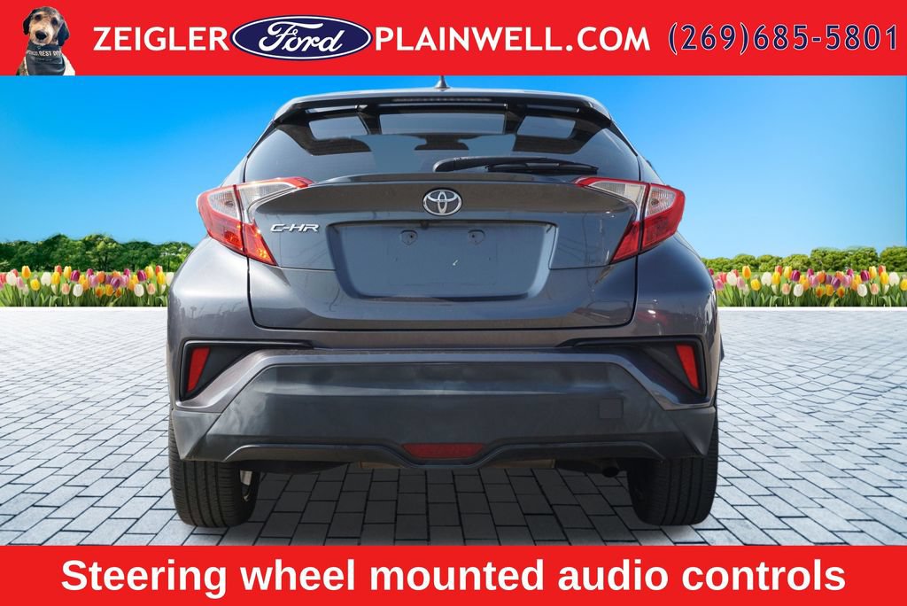 Used 2018 Toyota C-HR XLE FWD image 4