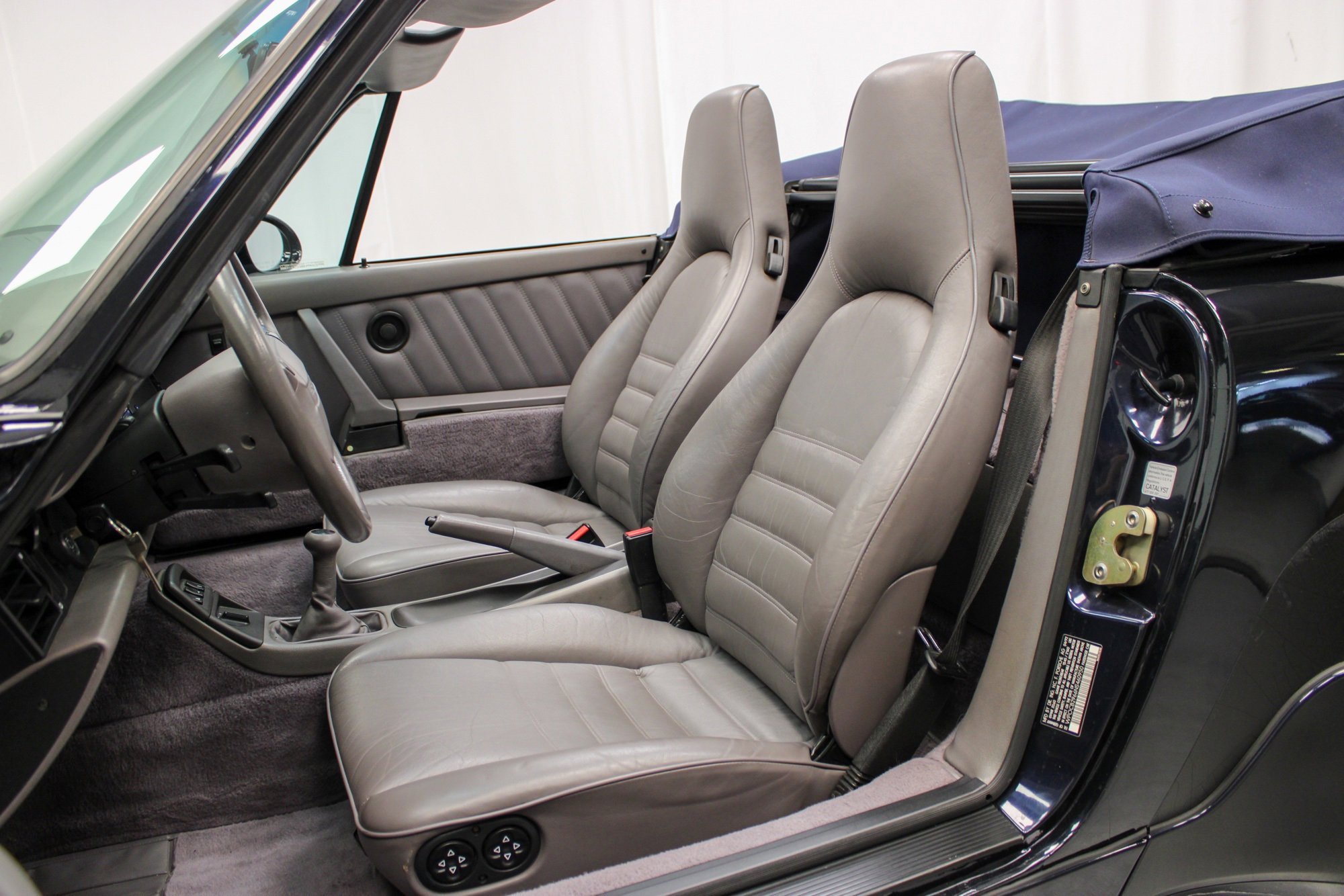 Used 1992 Porsche 911 America Roadster image 4