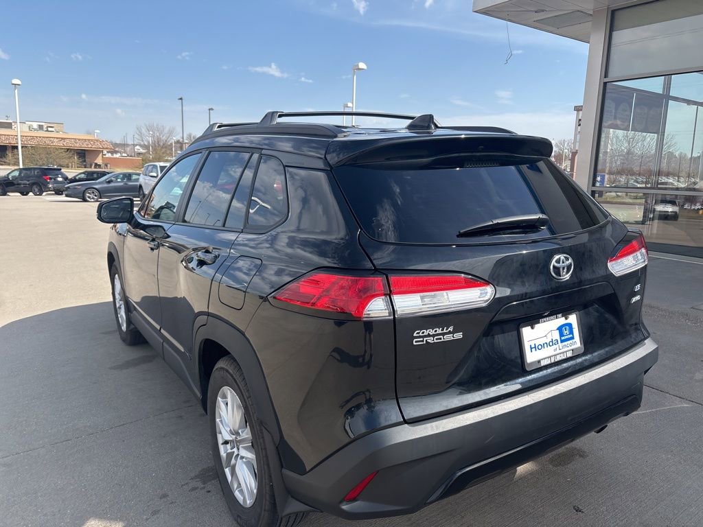 Used 2023 Toyota Corolla Cross LE image 7