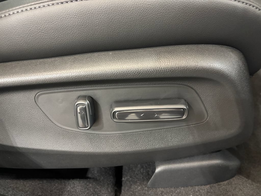 New 2026 Honda CR-V EX-L image 13