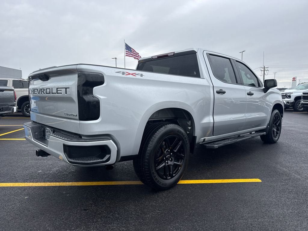 Used 2022 Chevrolet Silverado 1500 Custom AWD/4WD image 6
