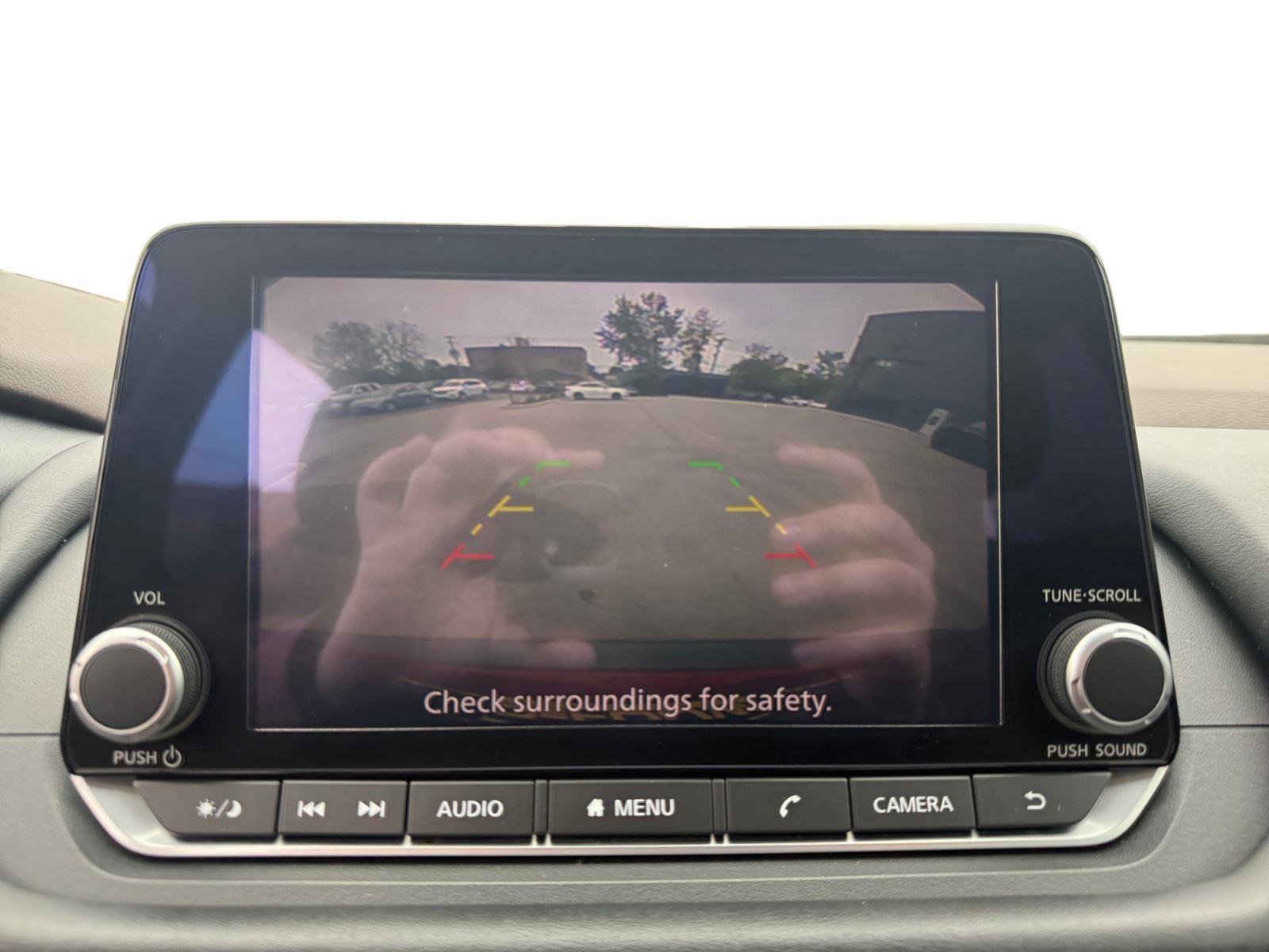 Used 2023 Nissan Rogue S AWD/4WD image 17