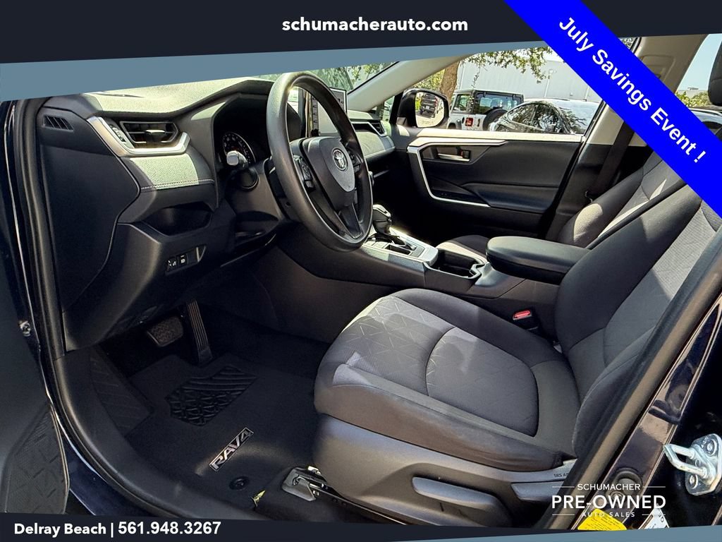 Used 2019 Toyota RAV4 XLE FWD image 11
