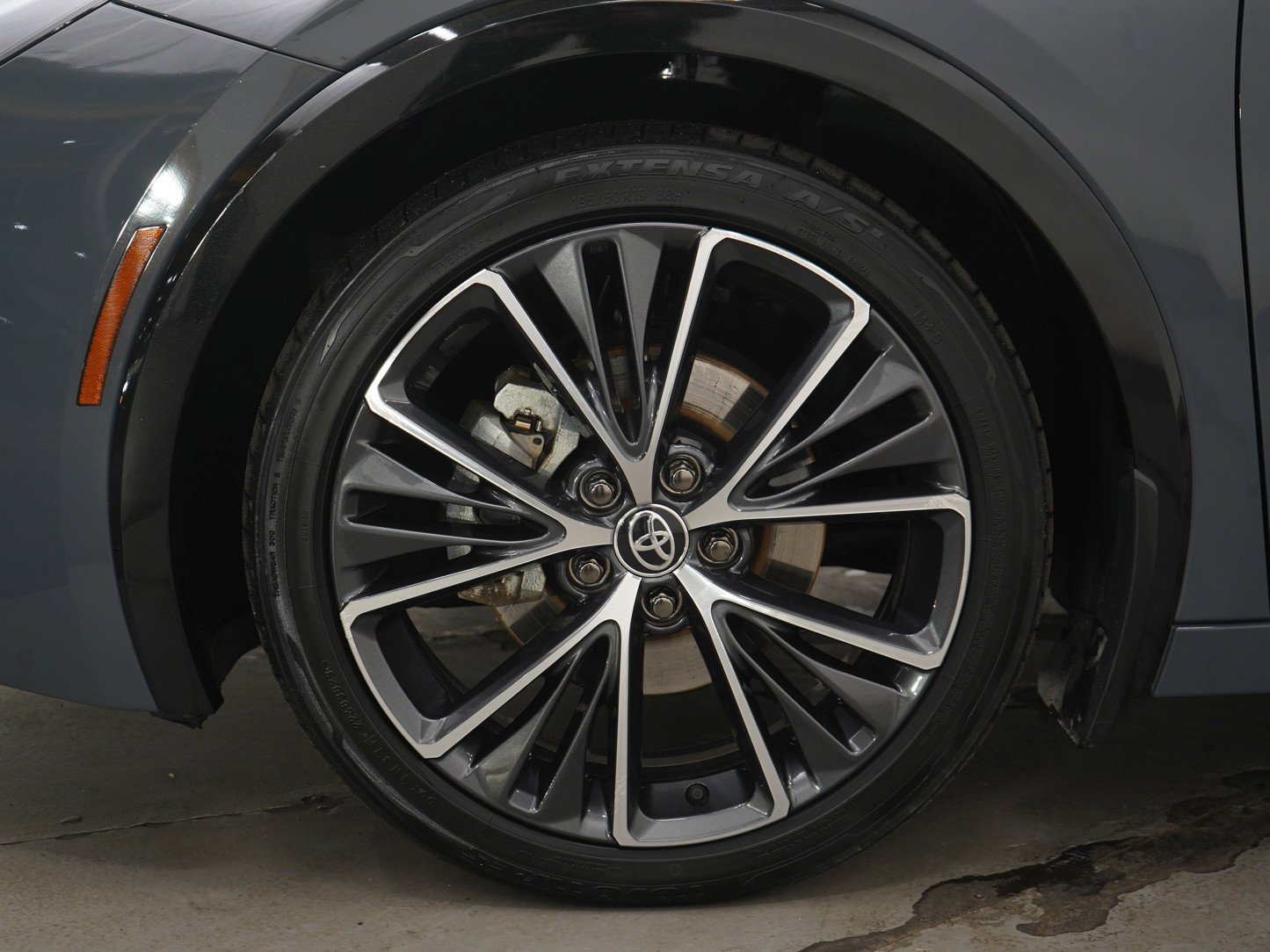 Used 2024 Toyota Prius XLE image 28