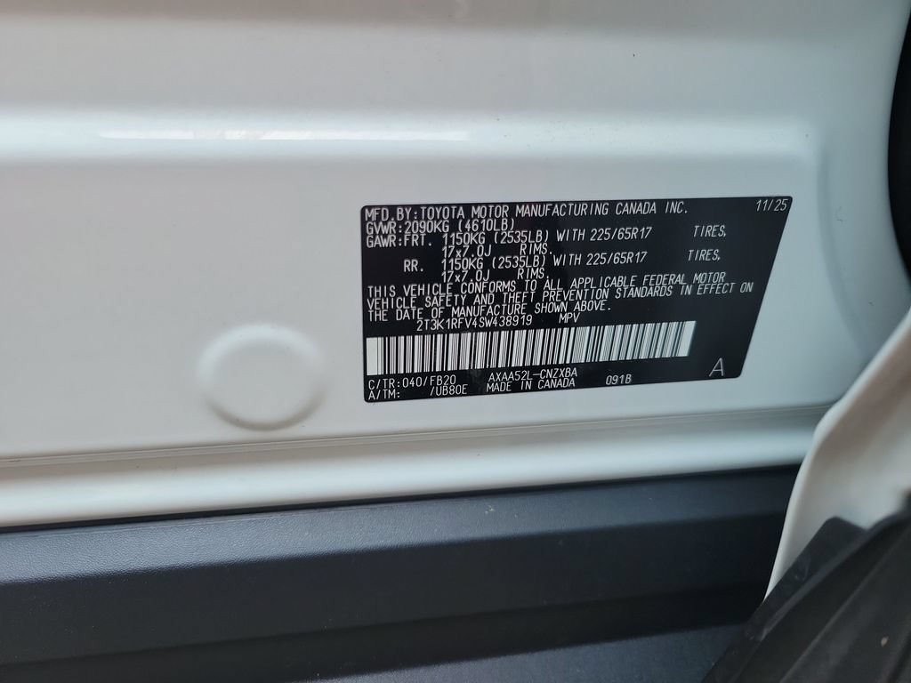 Certified 2025 Toyota RAV4 LE FWD image 36