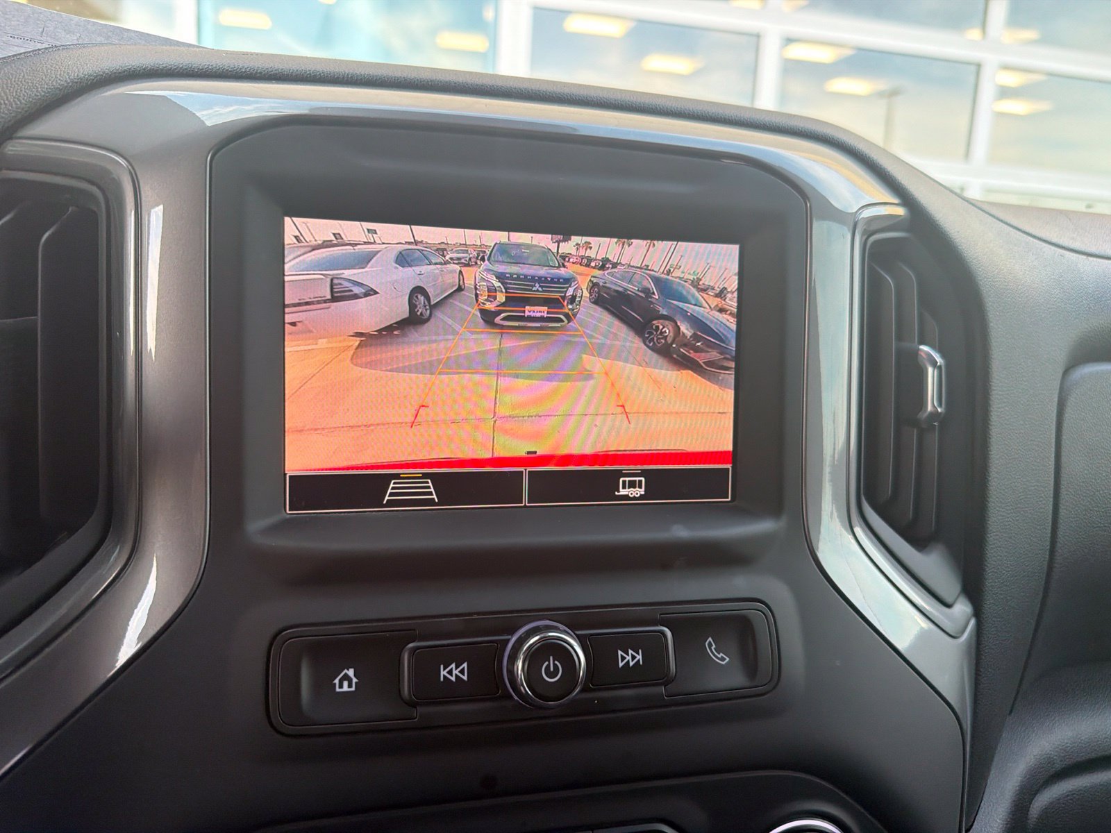 Used 2022 Chevrolet Silverado 1500 Custom AWD/4WD image 16