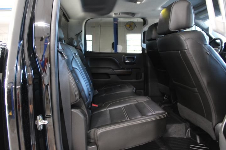 Used 2019 GMC Sierra 2500 Denali w/ LPO, Protection Package AWD/4WD image 17
