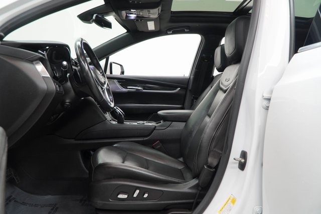 Used 2021 Cadillac XT5 Premium Luxury image 40