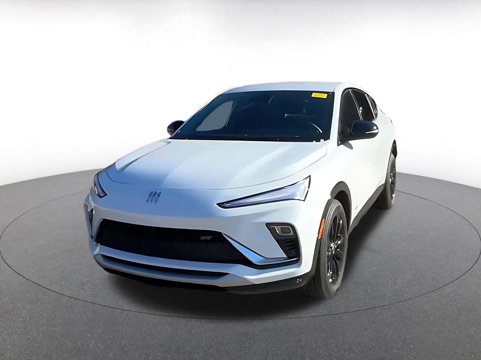 Used 2025 Buick Envista Sport Touring image 7