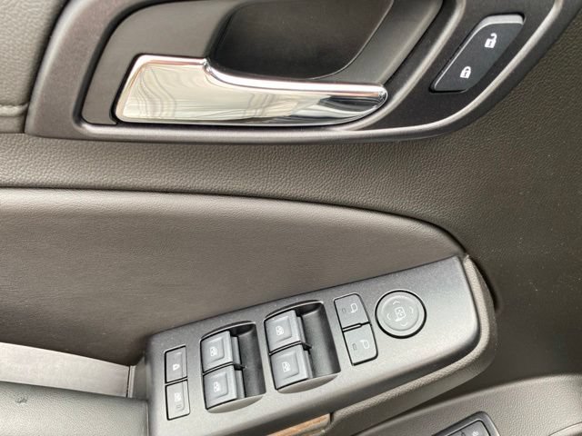 Used 2020 Chevrolet Suburban LT AWD/4WD image 18