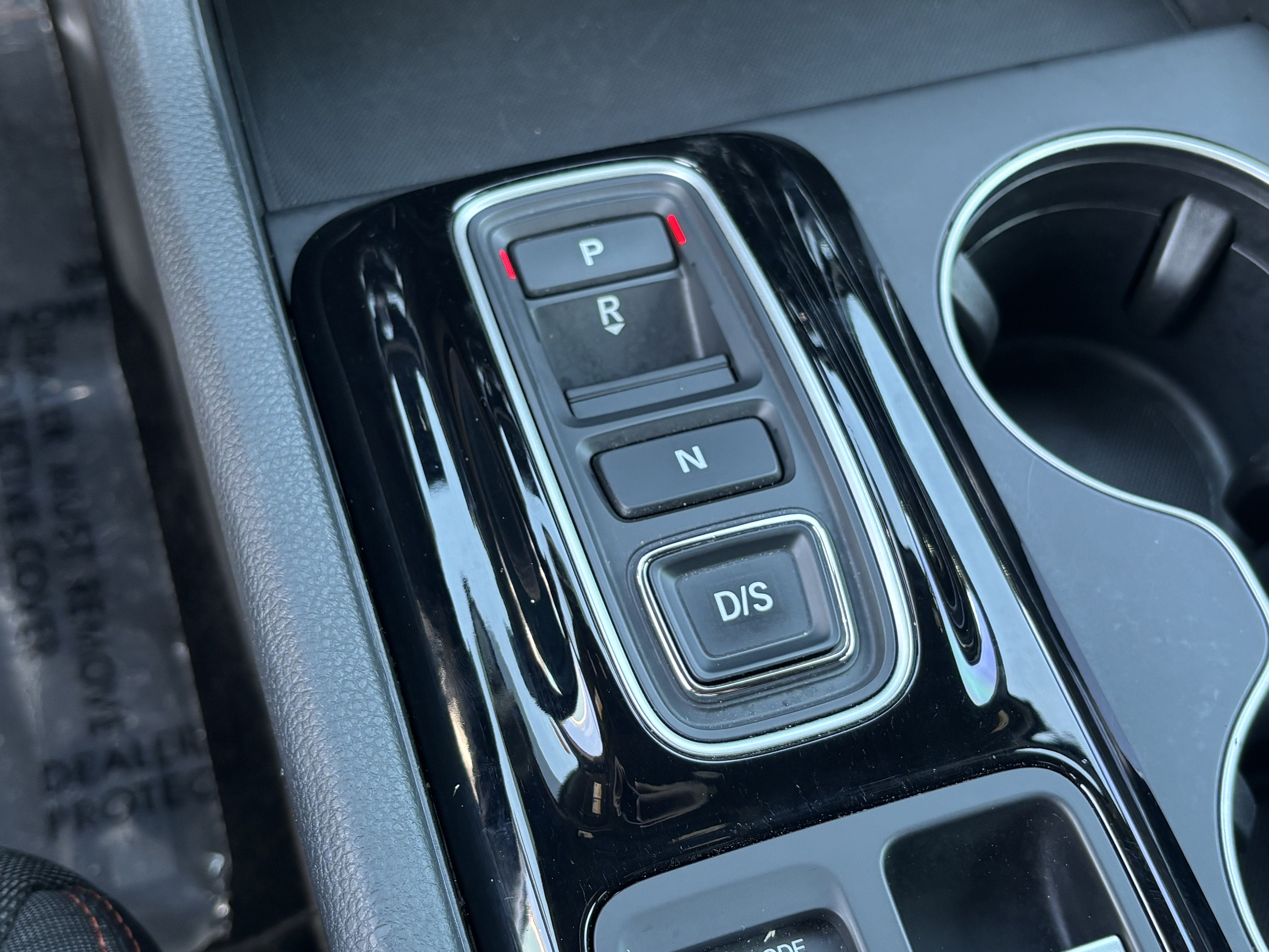 Used 2025 Honda Pilot Sport image 22