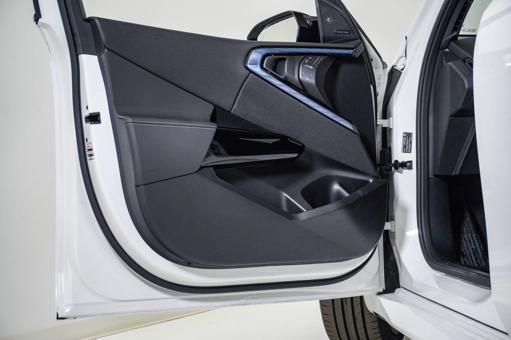 Used 2025 BMW X3 M50 image 25