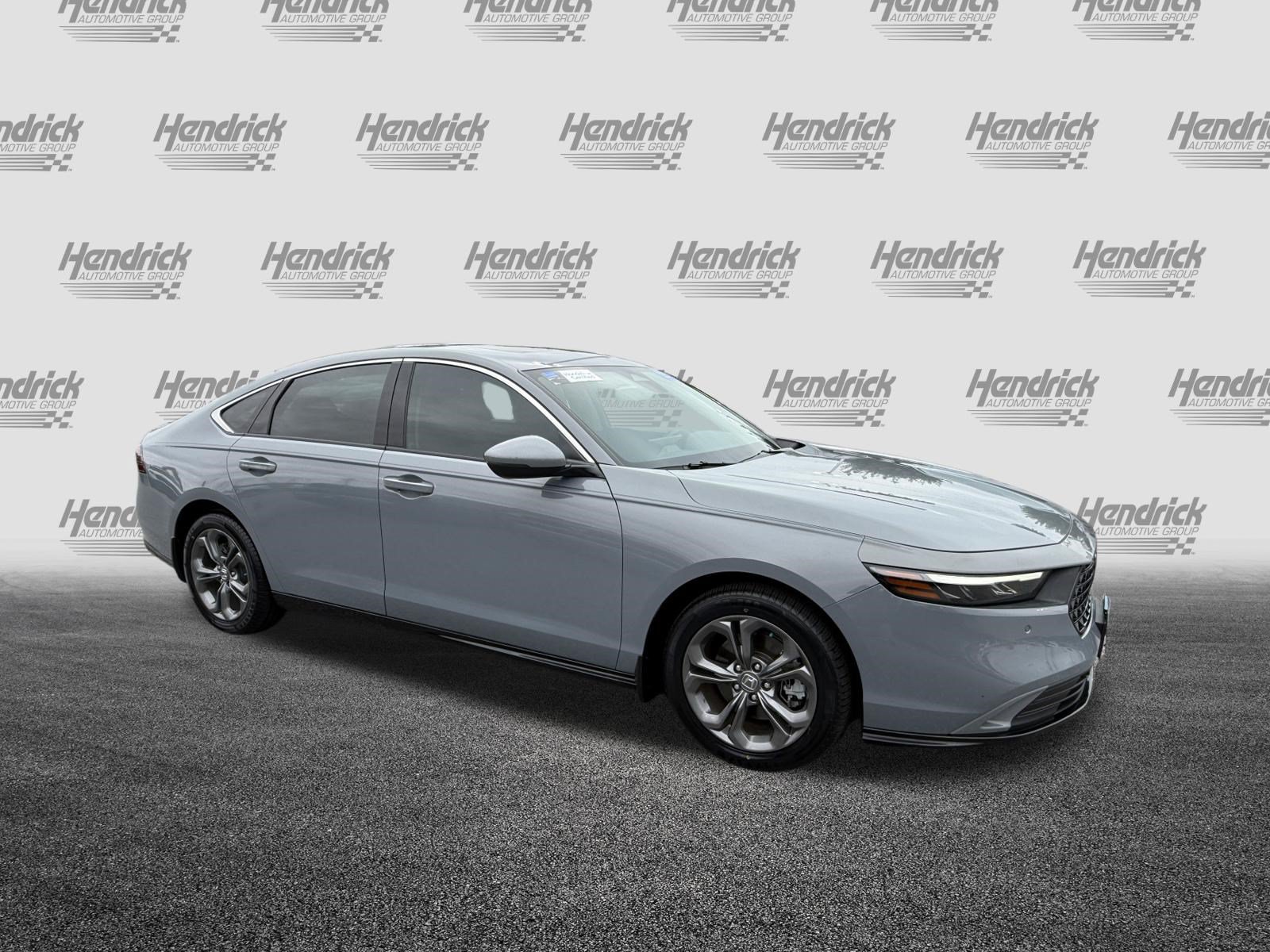 Used 2023 Honda Accord EX-L image 2