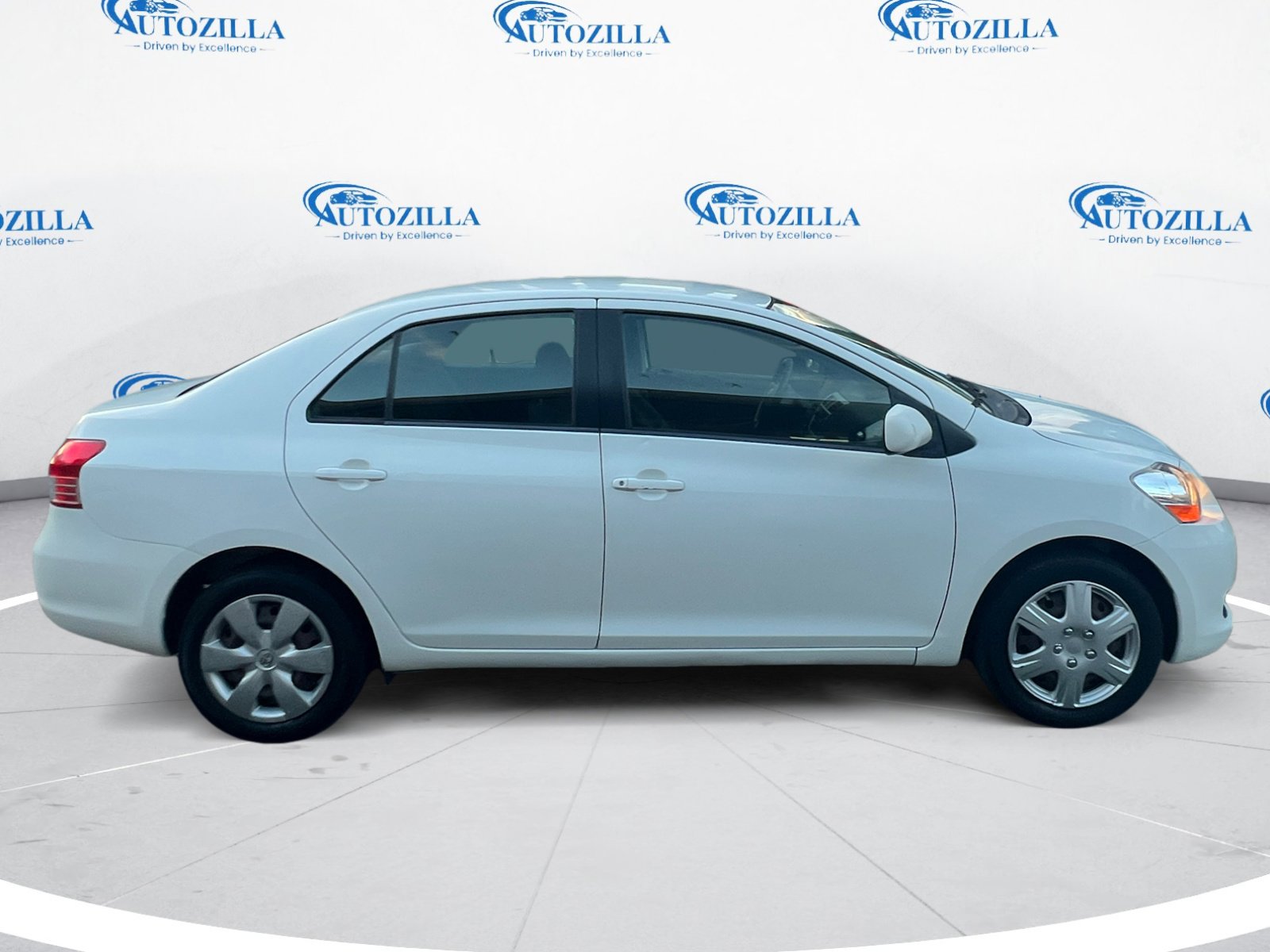 Used 2008 Toyota Yaris Sedan image 6