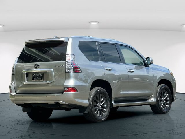 Used 2023 Lexus GX 460 Premium w/ Premium Package AWD/4WD image 7