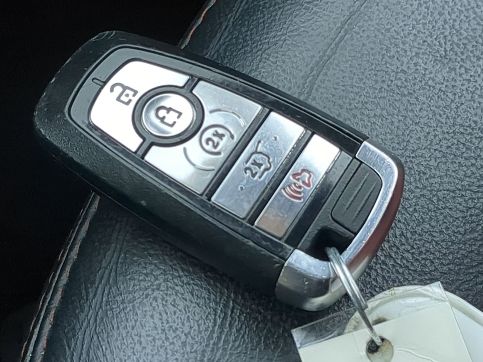 Used 2019 Ford Explorer XLT w/ Equipment Group 202A image 41