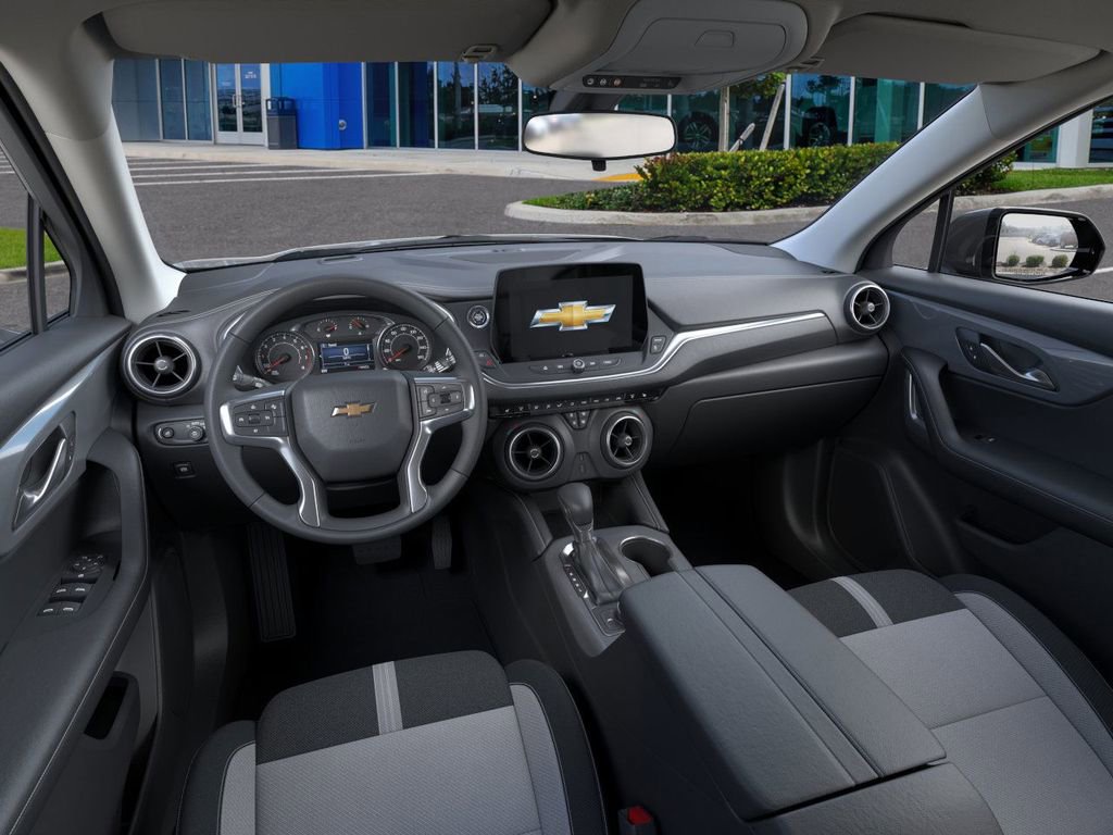 New 2025 Chevrolet Blazer LT FWD image 15