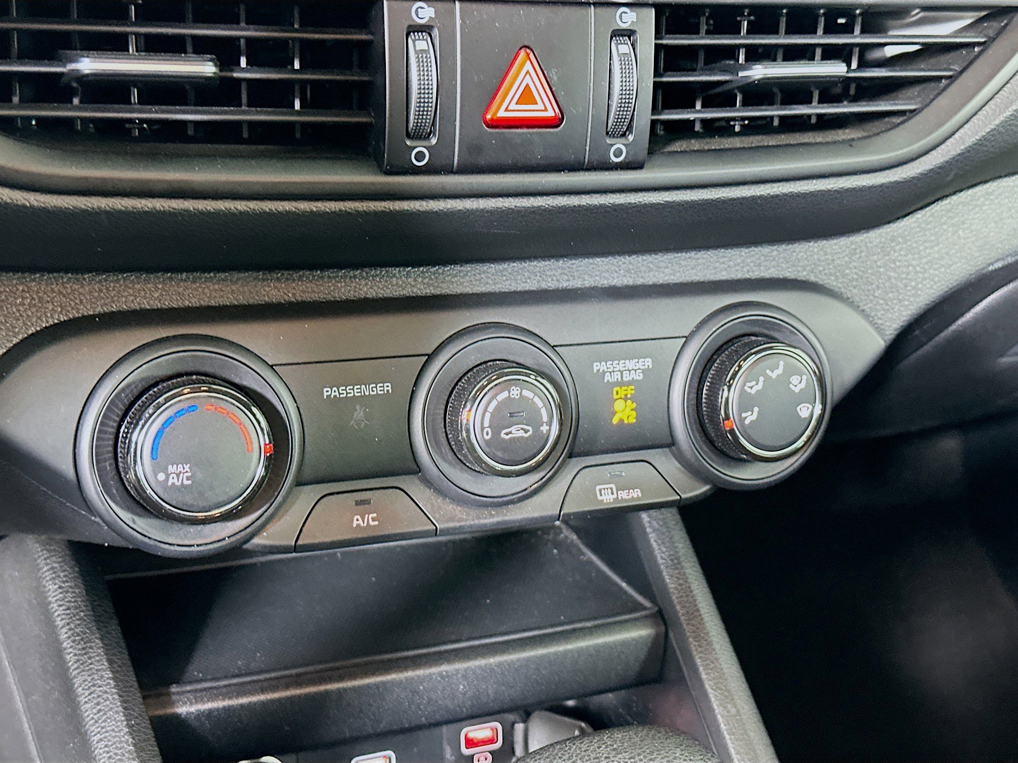 Used 2024 Kia Forte LXS image 22