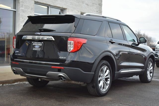 Used 2023 Ford Explorer Limited image 11