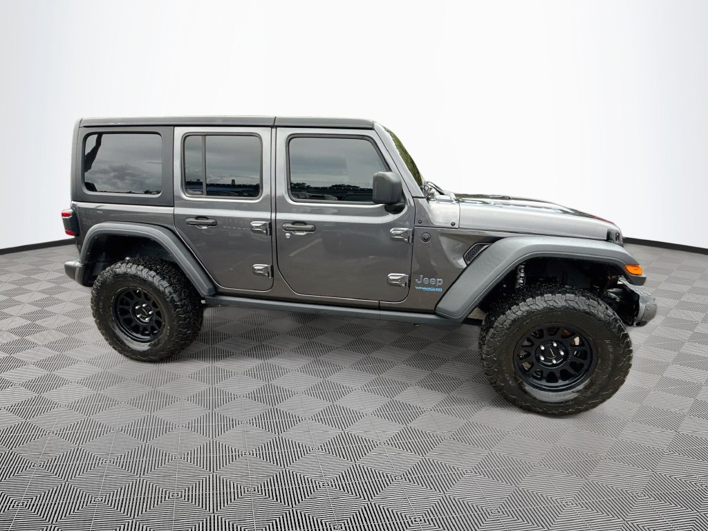 Certified 2022 Jeep Wrangler Unlimited Rubicon 4xe AWD/4WD image 5