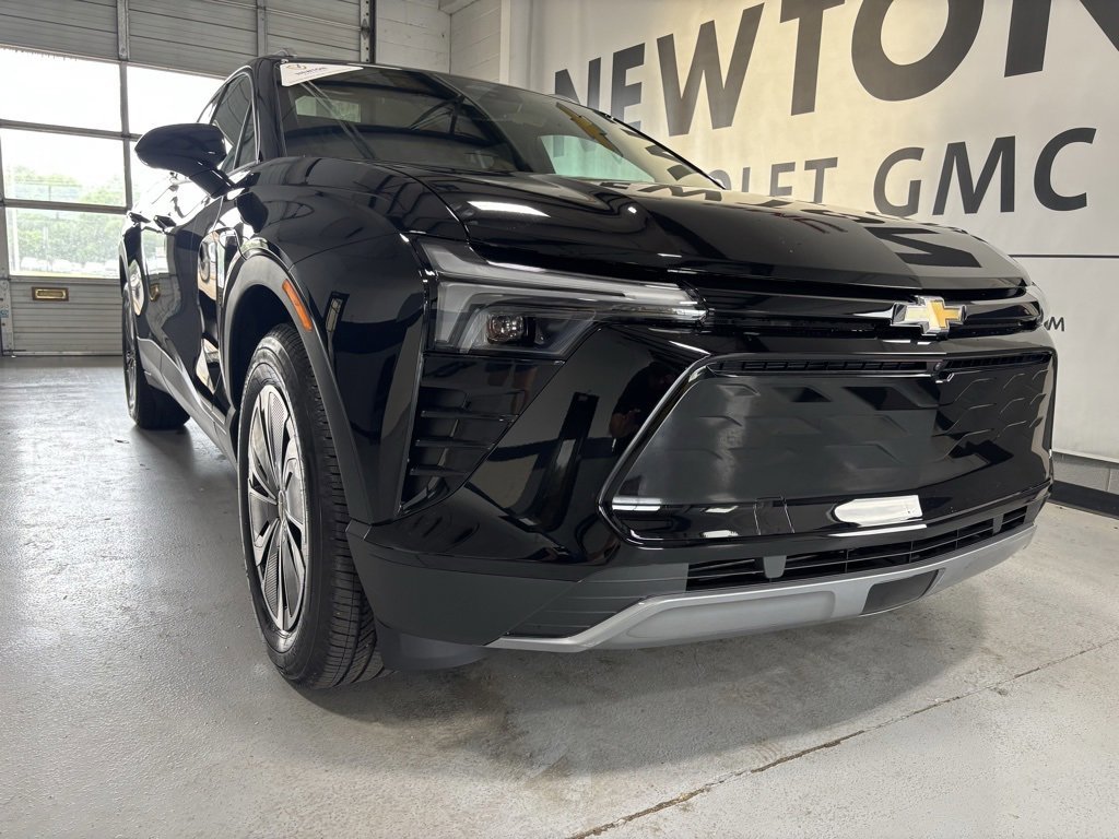 New 2025 Chevrolet Blazer EV LT image 35