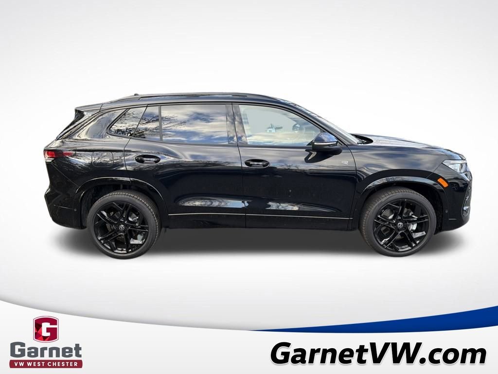 New 2026 Volkswagen Tiguan SE R-Line image 6