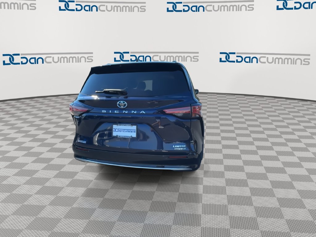 Used 2021 Toyota Sienna Limited FWD image 7