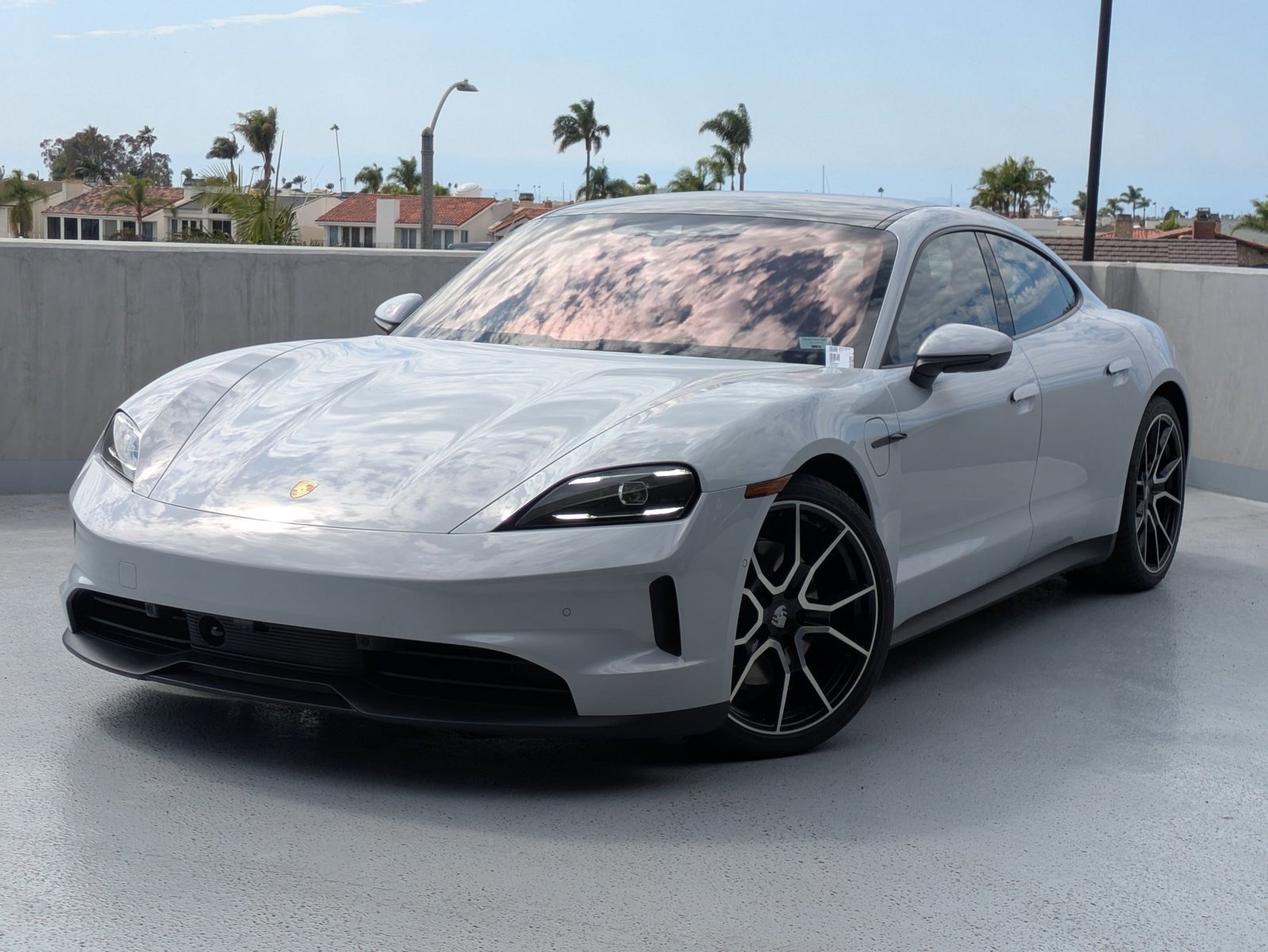 New 2025 Porsche Taycan