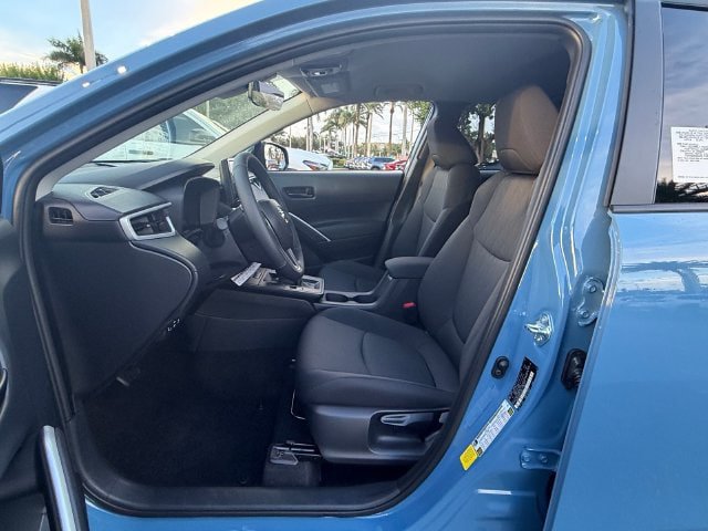 New 2026 Toyota Corolla Cross LE FWD image 9
