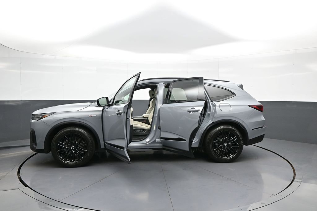 Used 2025 Acura MDX A-Spec image 46