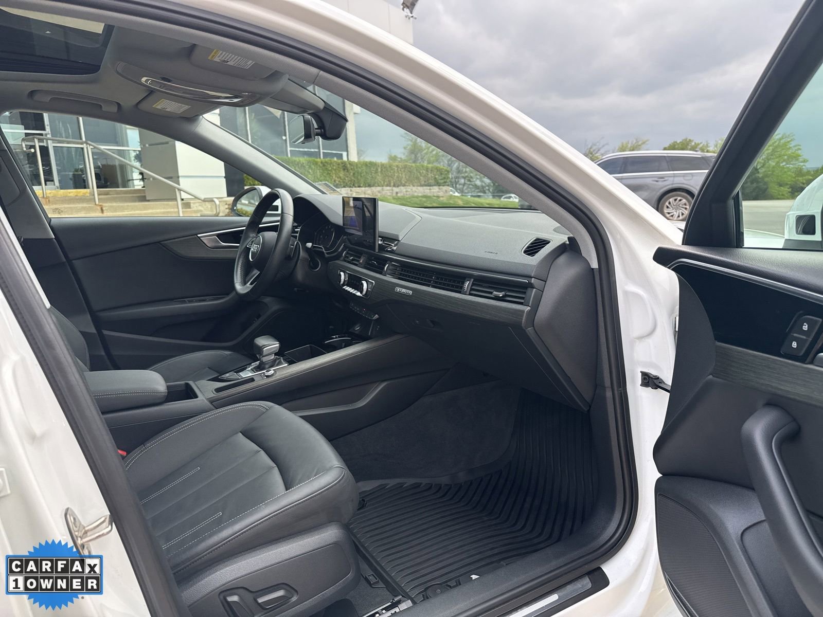 Used 2021 Audi A4 2.0T Premium w/ Convenience Package image 25