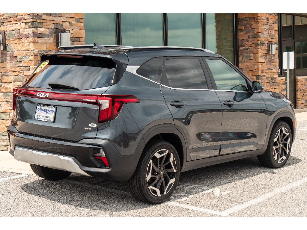 Used 2024 Kia Seltos SX AWD/4WD image 3