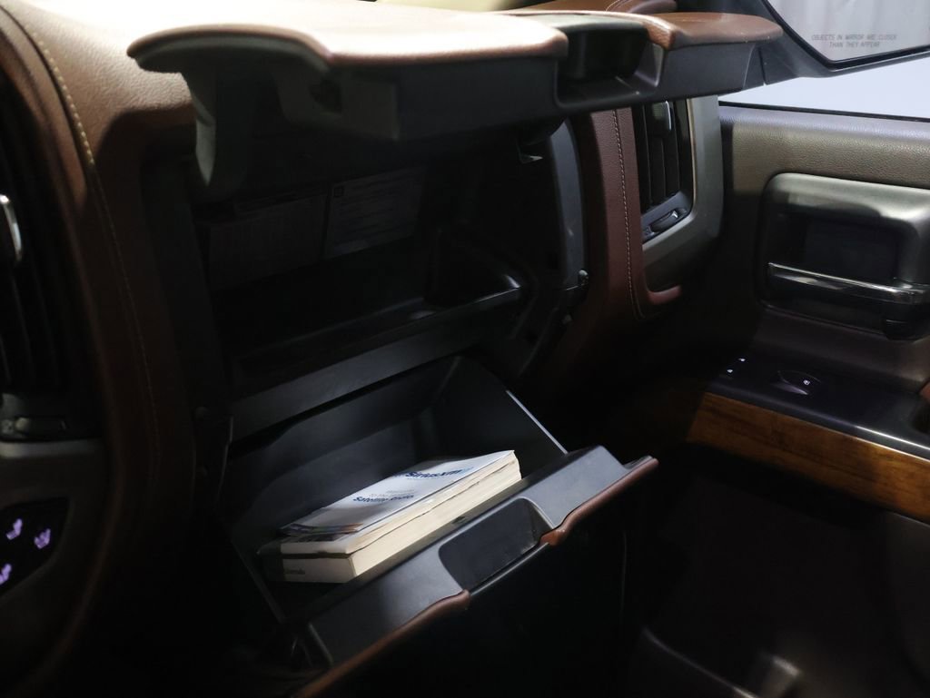 Used 2014 Chevrolet Silverado 1500 High Country image 33