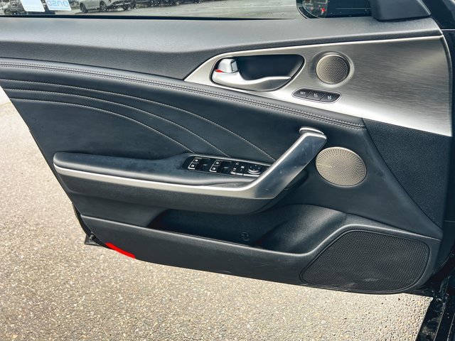 Used 2022 Kia Stinger GT2 image 15