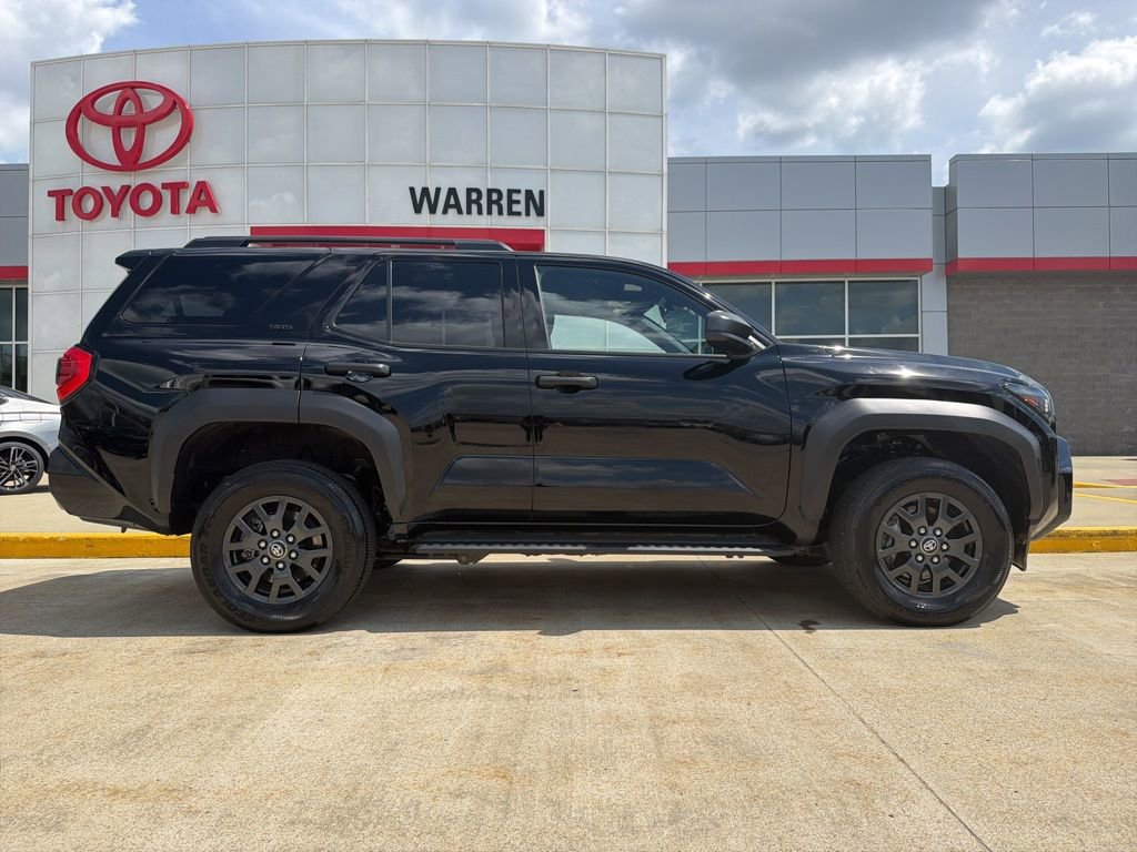 Used 2025 Toyota 4Runner SR5 AWD/4WD image 3