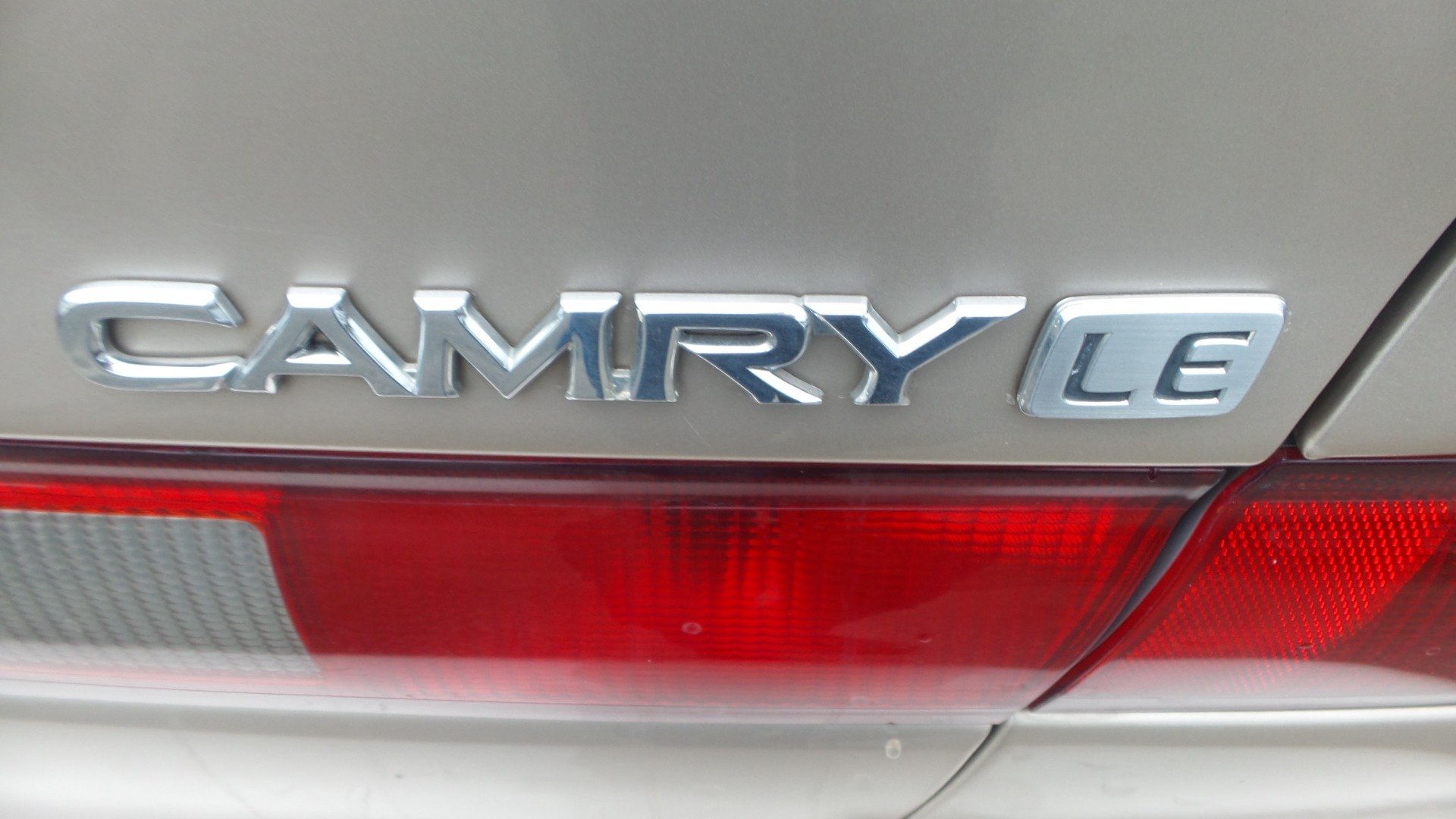 Used 1998 Toyota Camry LE FWD image 43