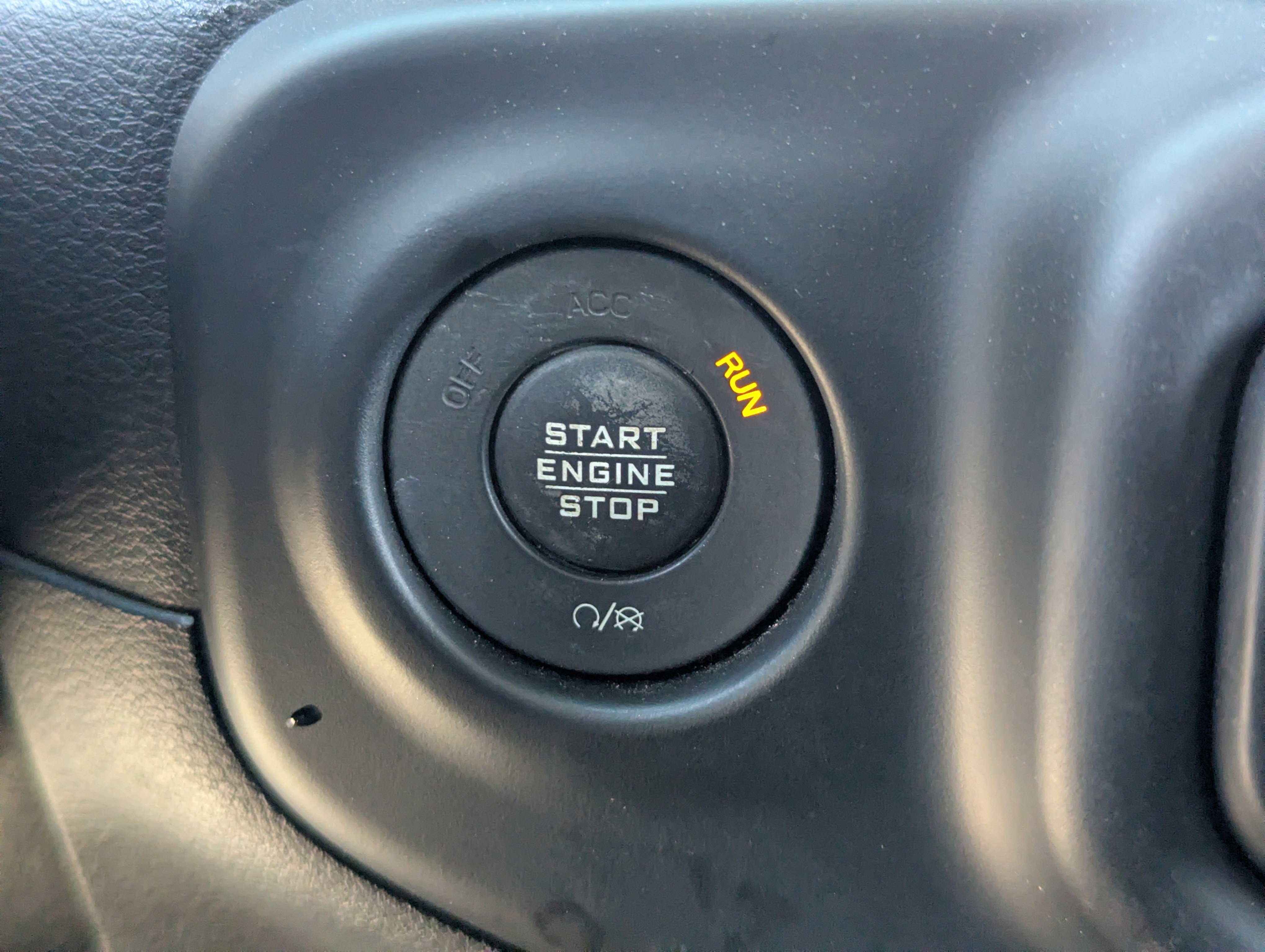 Used 2020 Jeep Gladiator Sport w/ Quick Order Package 24S image 31