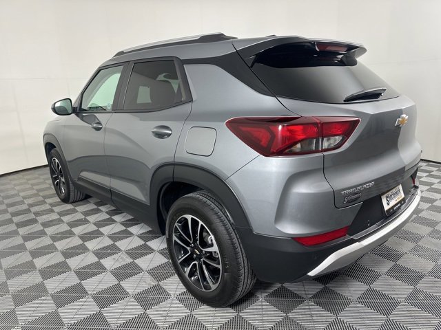 Used 2024 Chevrolet TrailBlazer LT w/ LT Cold Weather Package image 5