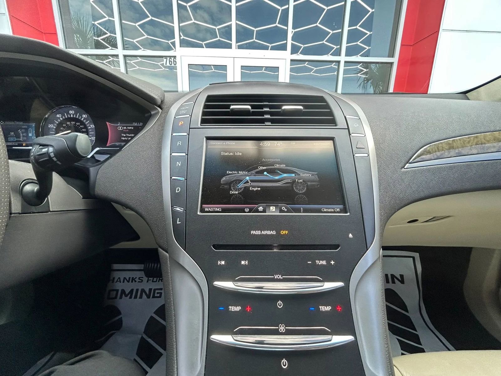Used 2014 Lincoln MKZ Hybrid image 14