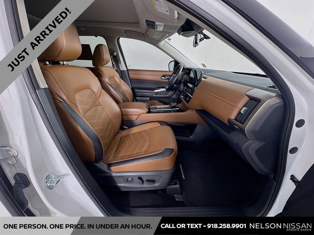 Certified 2023 Nissan Pathfinder Platinum w/ Cargo Package image 31