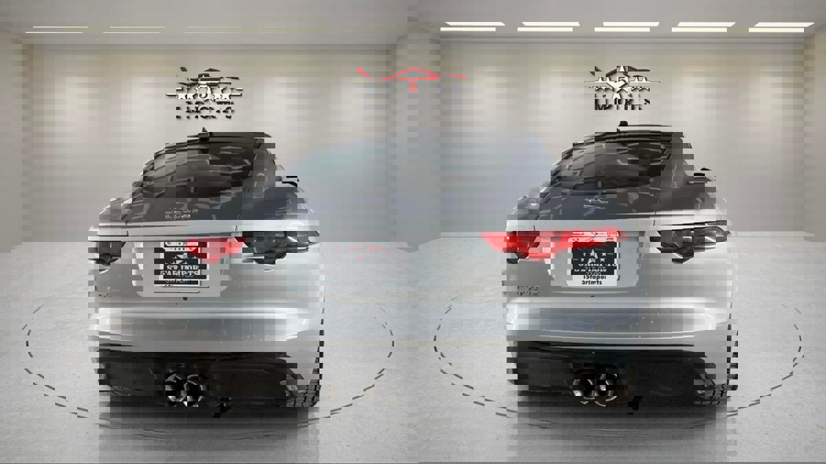 Used 2017 Jaguar F-TYPE Coupe image 4