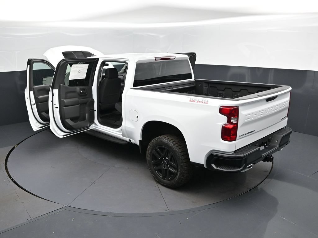 New 2026 Chevrolet Silverado 1500 Custom Trail Boss AWD/4WD image 2