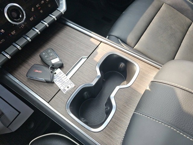 Certified 2024 GMC Acadia Denali w/ Super Cruise Package image 22