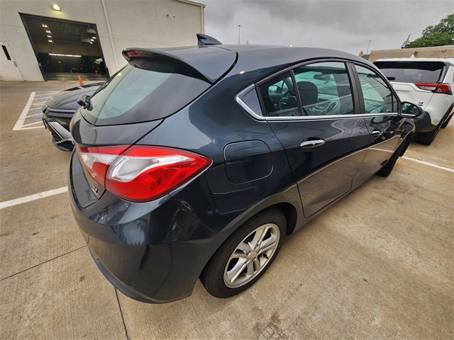 Used 2017 Chevrolet Cruze LT w/ Convenience Package FWD image 5