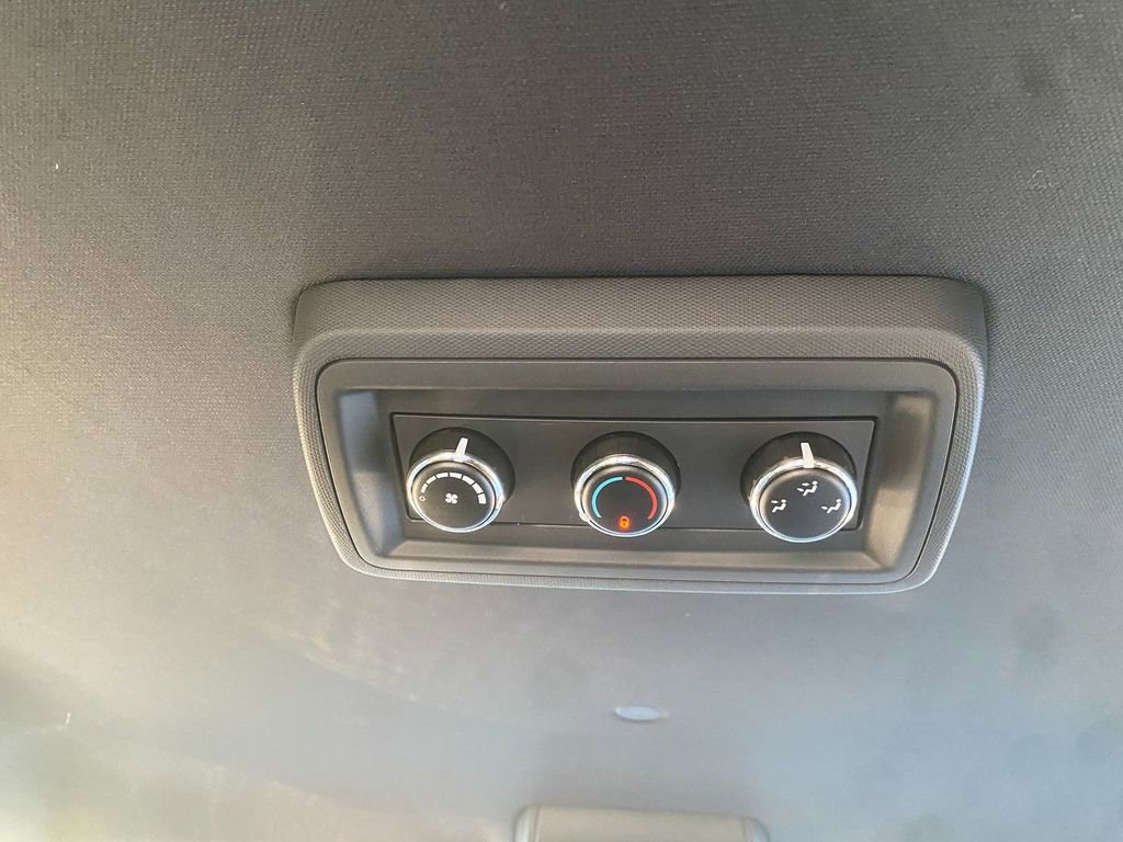 Used 2016 Dodge Grand Caravan SE image 29